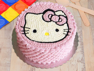 Round Delicious Hello kitty Cake
